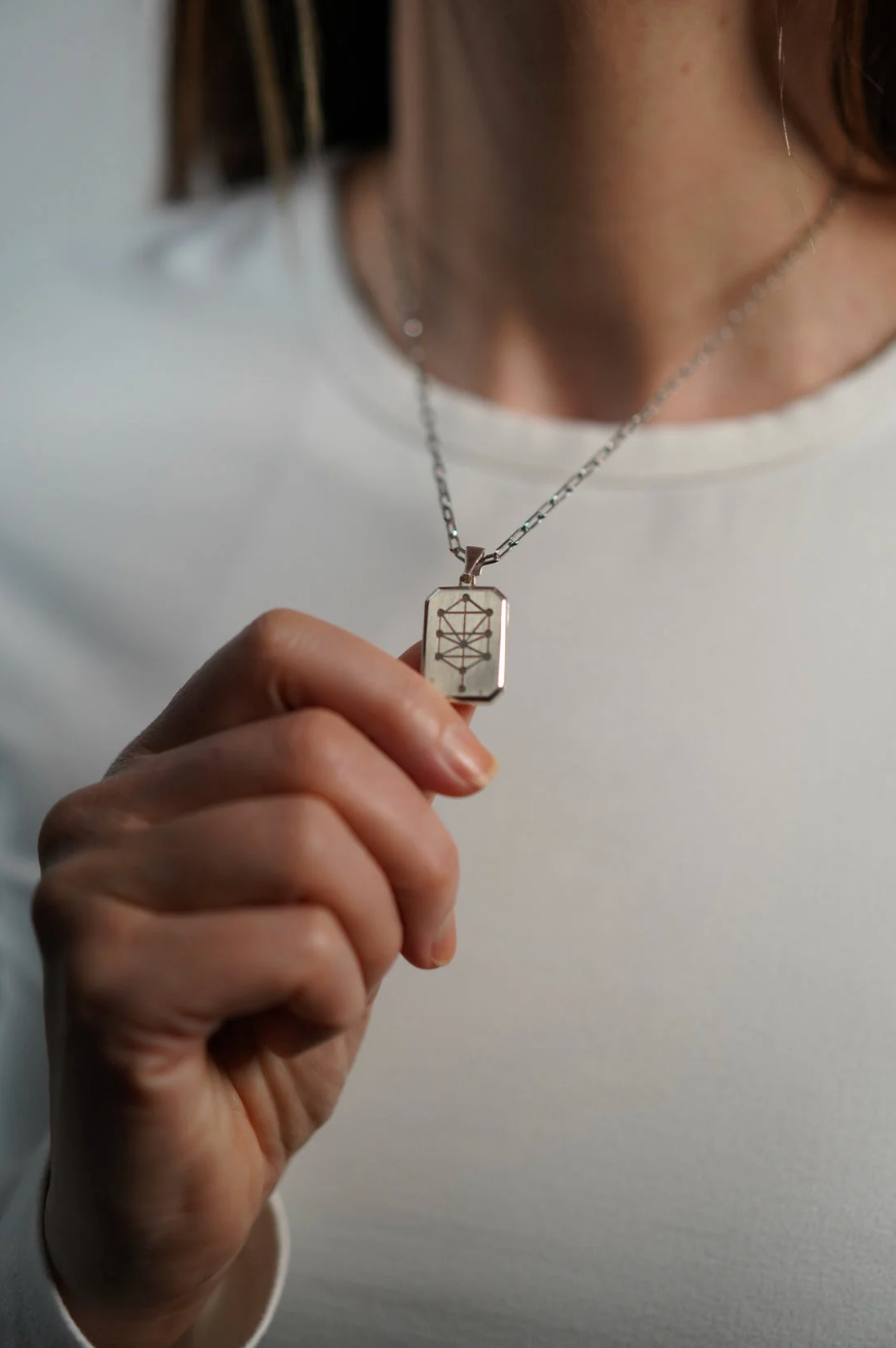 The Nano Zohar Necklace Silver
